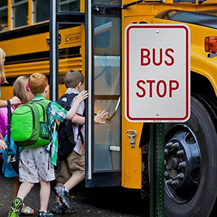 Easy To Identify Bus Stop Signs Easy To Identify Bus Stop Signs